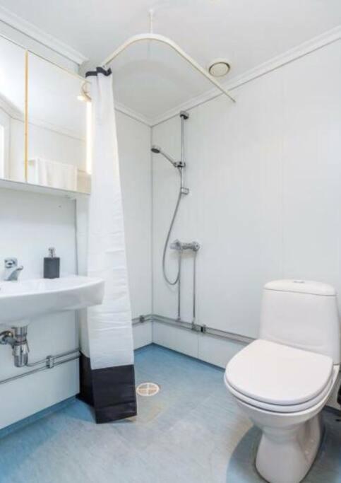 Studio Apt Close To Airport Apartment การ์เดอร์โมน ภายนอก รูปภาพ